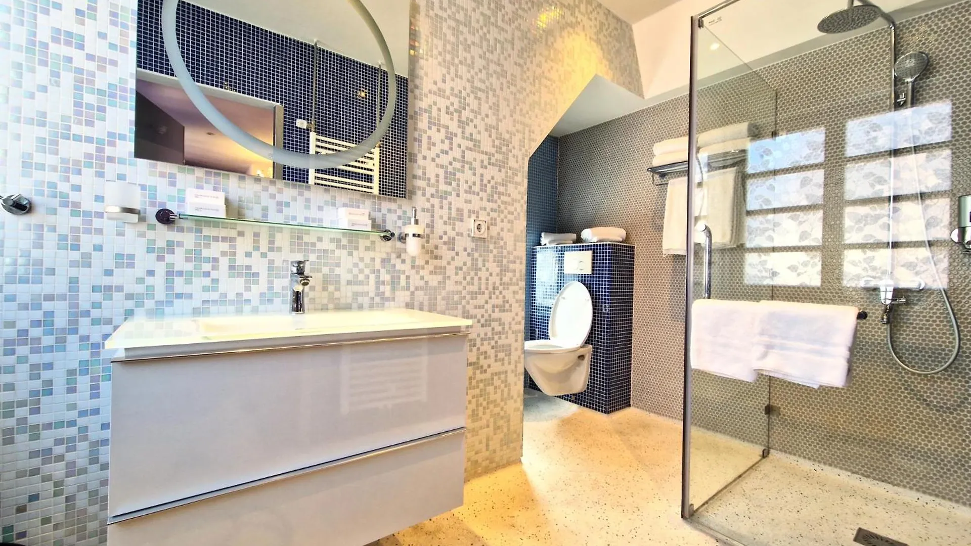 ****  Chasse Hotel Amsterdam Netherlands